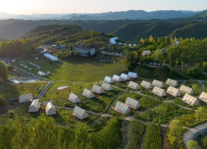 湖北十堰 •  童话谷天空牧场