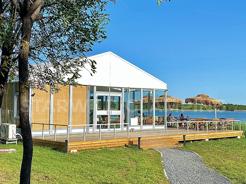 星野上 • 帐篷建筑案例 | 天津东丽在湖边度假营地