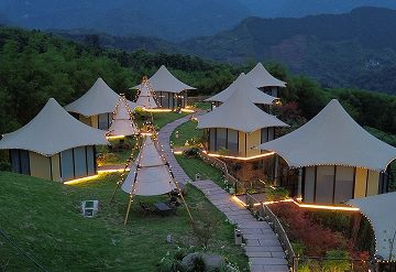 栖庭单峰案例 • 星野上奢华酒店帐篷